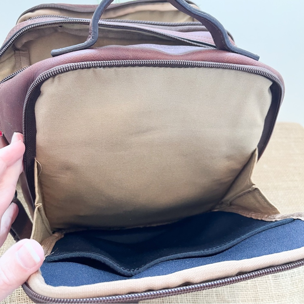 Duluth Trading Co Brown Leather Crossbody Travel Bag - Picture 13 of 16